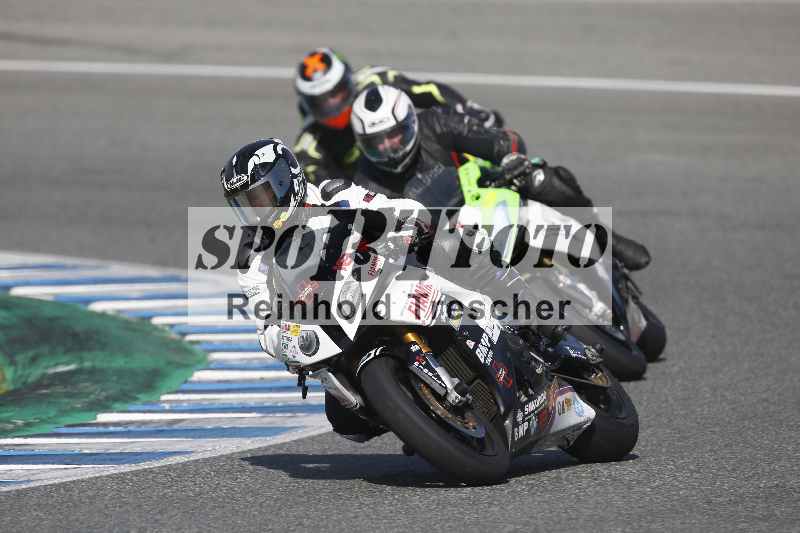 /Archiv-2024/02 29.01.-02.02.2024 Moto Center Thun Jerez/Gruppe gruen-green/180